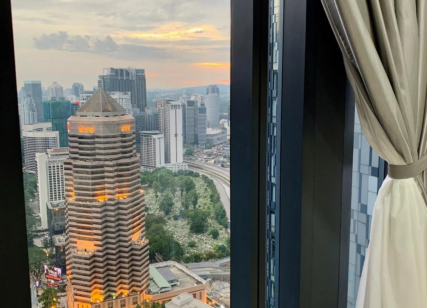 Well-Shaped Suites At Star Klcc Kuala Lumpur 0*,  Malaysia