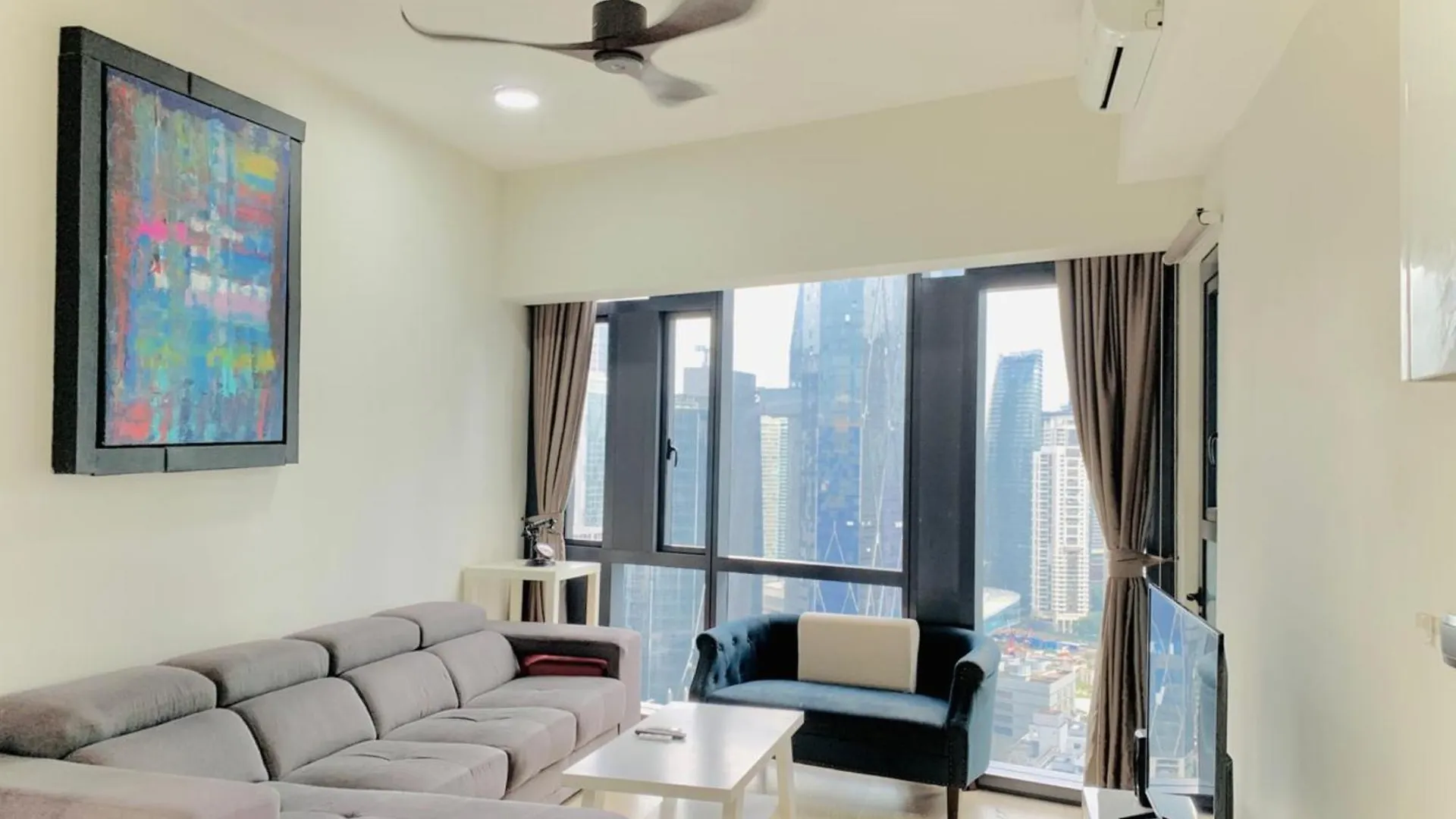 Well-Shaped Suites At Star Klcc Kuala Lumpur Apartment