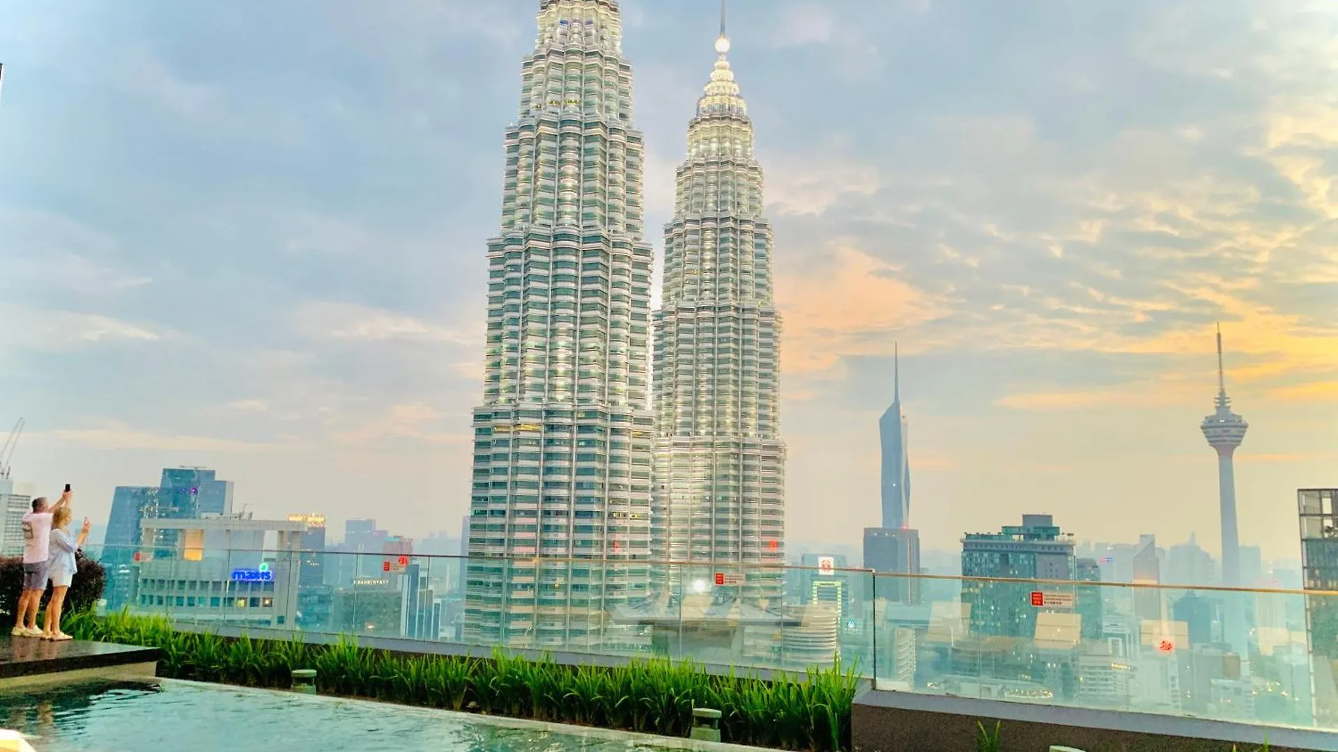 Well-Shaped Suites At Star Klcc Kuala Lumpur 0*,